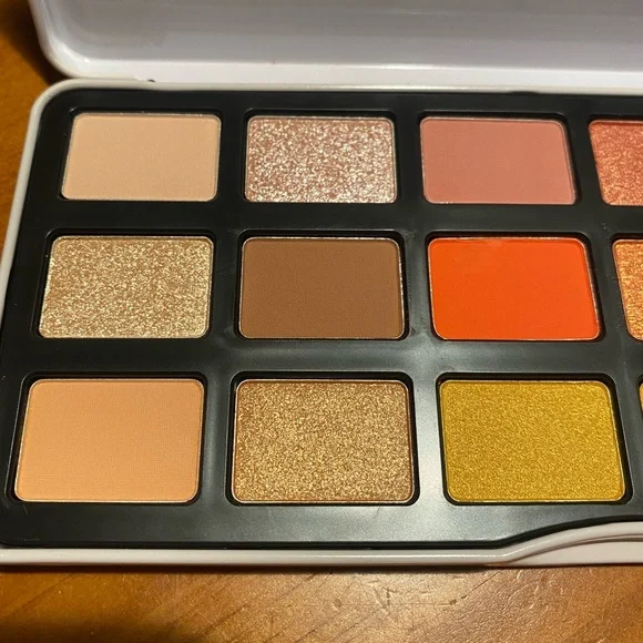 Morphe Heatseeker Artistry Eyeshadow Palette - Picture 7 of 16